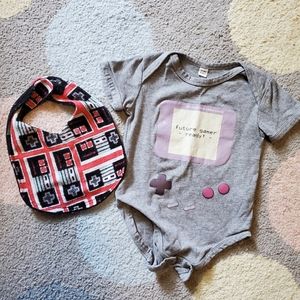 Baby nerdy gamer onesie 12-18 month and Nintendo controller bib used